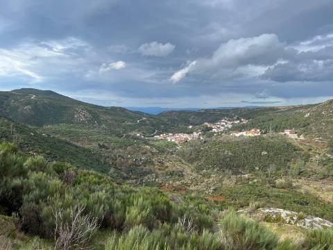 Excelente moradia T2 de pedra totalmente recuperada