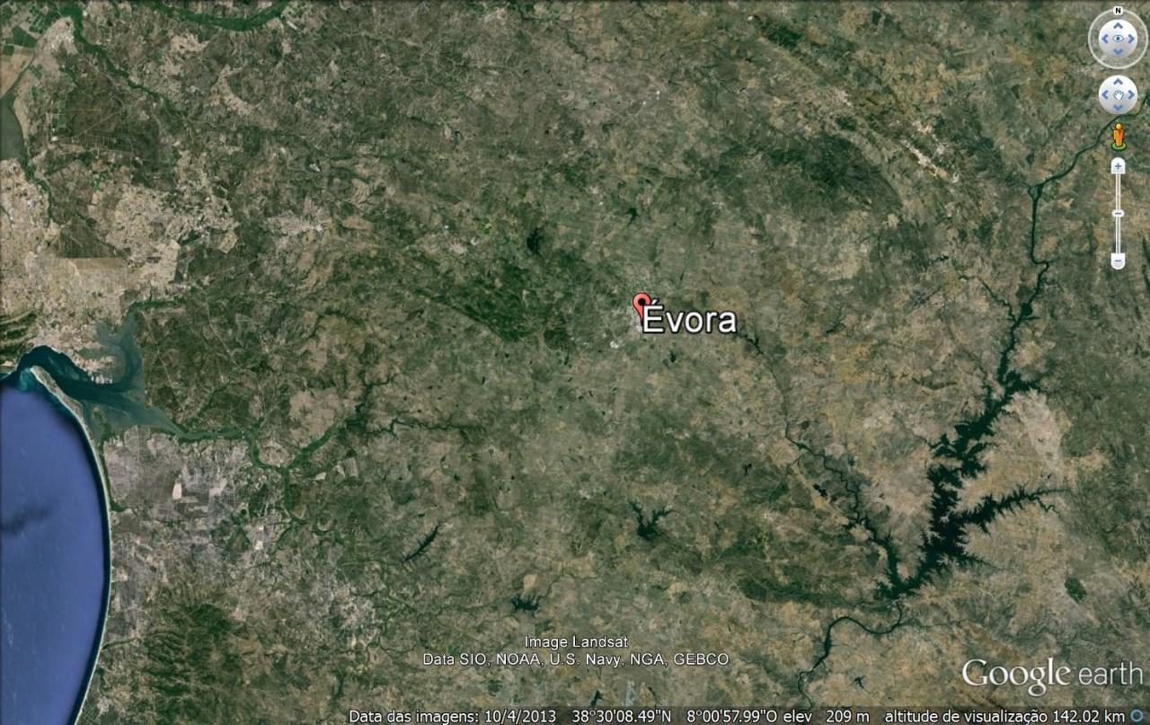 Descubra a tranquilidade e o vasto potencial desta herdade de luxo na zona de Montemor-o-Novo.