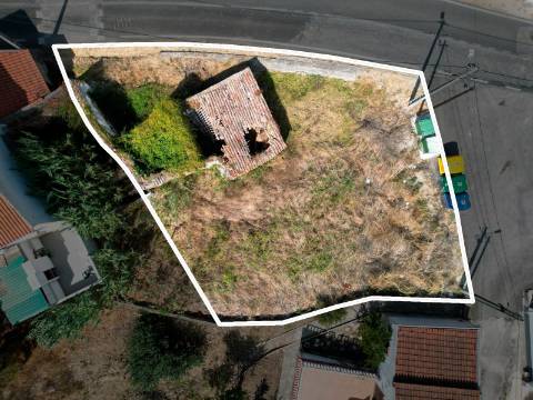 Moradia T2 - Dois Portos e Runa