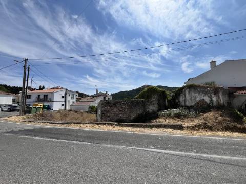 Moradia T2 - Dois Portos e Runa