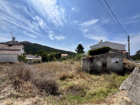 Moradia T2 - Dois Portos e Runa