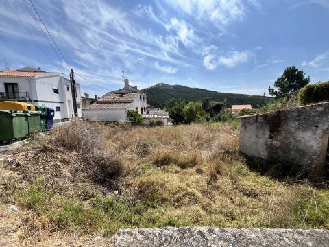 Moradia T2 - Dois Portos e Runa