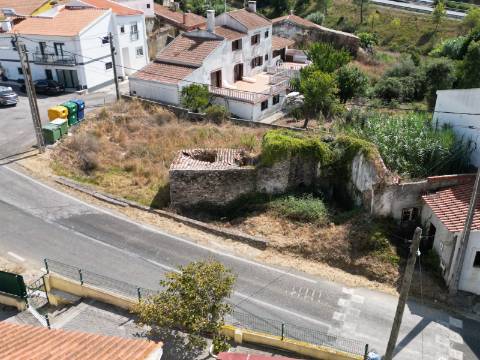 Moradia T2 - Dois Portos e Runa