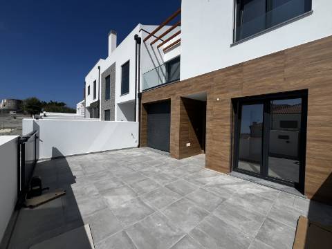 Moradia T4 NOVA - Silveira