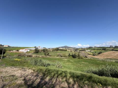 Terreno Rústico na Azueira com 9375m2