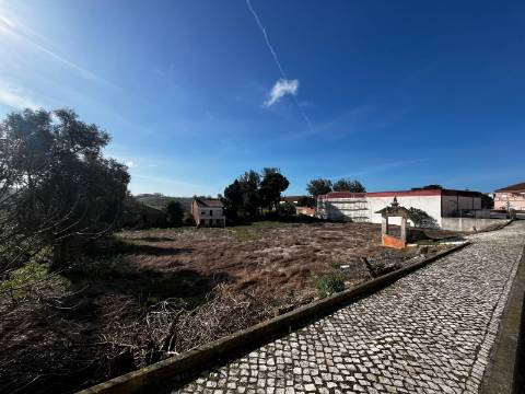 Terreno no Turcifal, projeto aprovado para 6 moradias