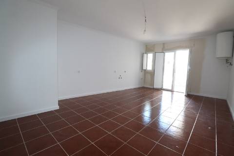 Moradia T4 RENOVADA - Dois Portos e Runa