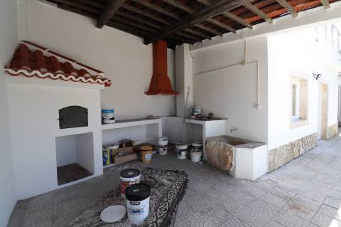 Moradia T4 RENOVADA - Dois Portos e Runa