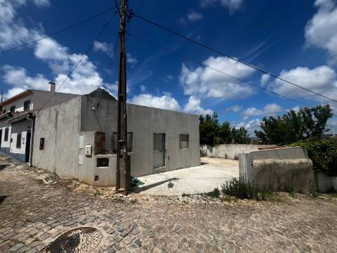 Moradia T1 - Freiria