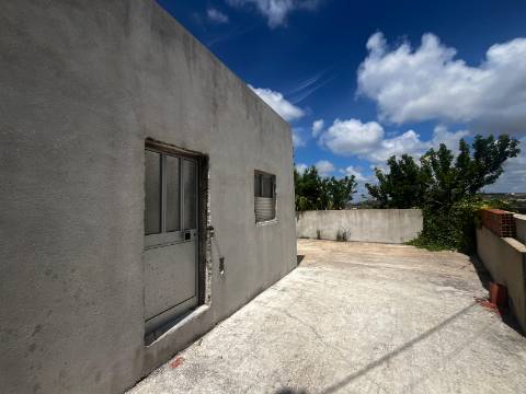 Moradia T1 - Freiria