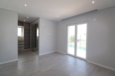 Moradia T3 NOVA - Ericeira