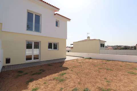 Moradia T3 NOVA - Ericeira