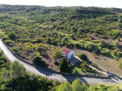 Moradia T4+1 - Carnota