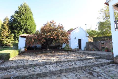 Moradia T4+1 - Carnota