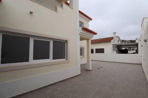 Moradia Bi-Familiar - Ribamar