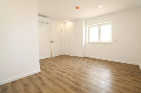 Moradia Bi-Familiar - Ribamar