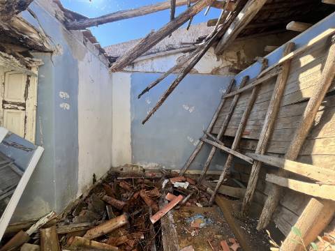 Ruina Carvoeira zona bastante tranquila e sossegada