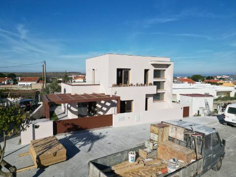 Moradia T3 Santa Cruz