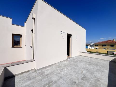 Moradia T3 Santa Cruz