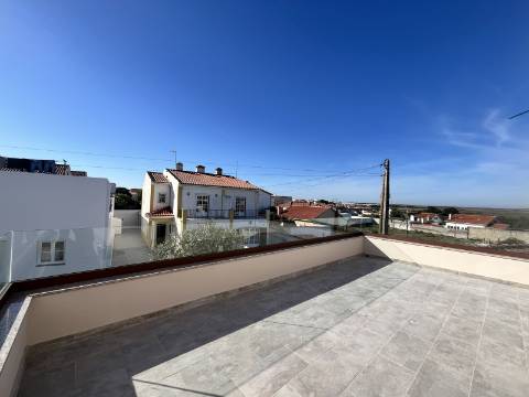 Moradia T3 Santa Cruz