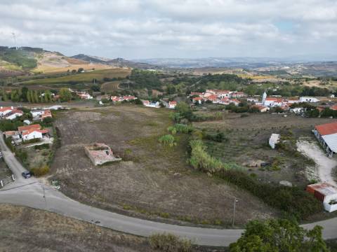 Terreno Urbano - Dois Portos e Runa