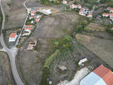Terreno Urbano - Dois Portos e Runa