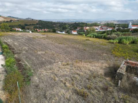 Terreno Urbano - Dois Portos e Runa