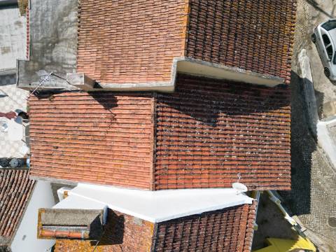 Moradia T2 - Maxial e Monte Redondo