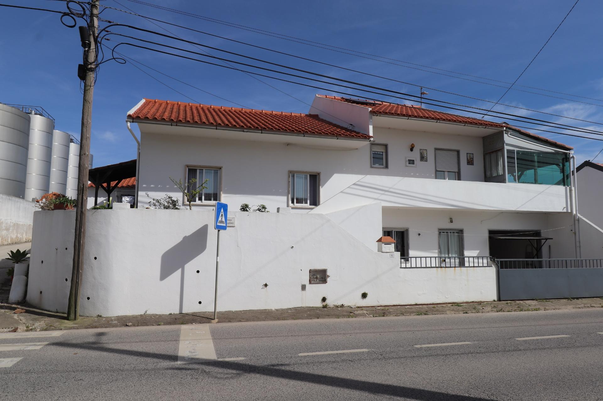 Moradia T4 - Ventosa