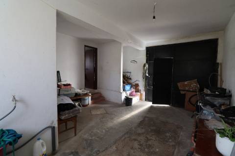 Moradia T4 - Ventosa