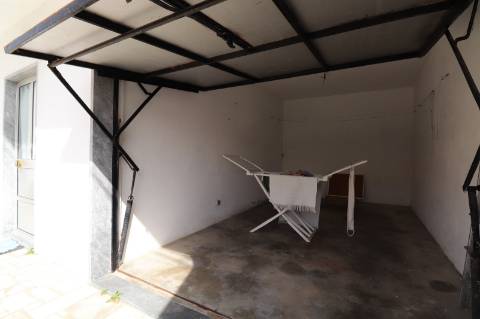 Moradia T4 - Ventosa