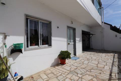 Moradia T4 - Ventosa