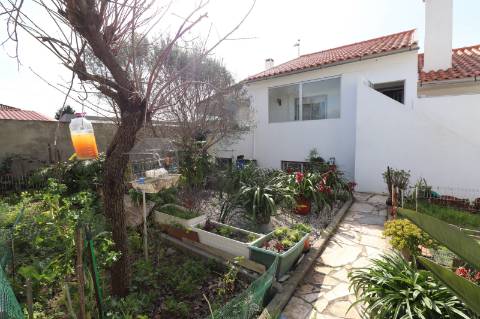 Moradia T4 - Ventosa