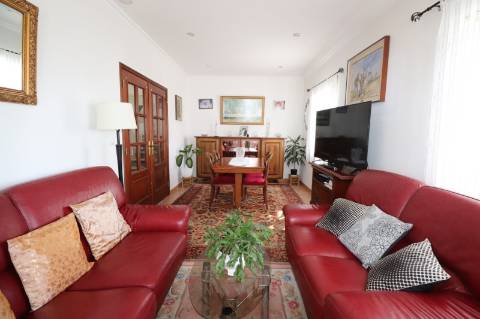 Moradia T4 - Ventosa