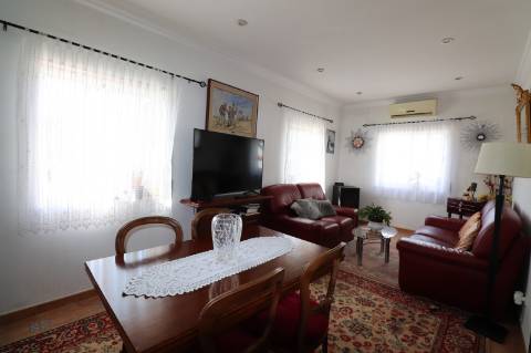 Moradia T4 - Ventosa