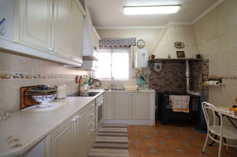 Moradia T4 - Ventosa