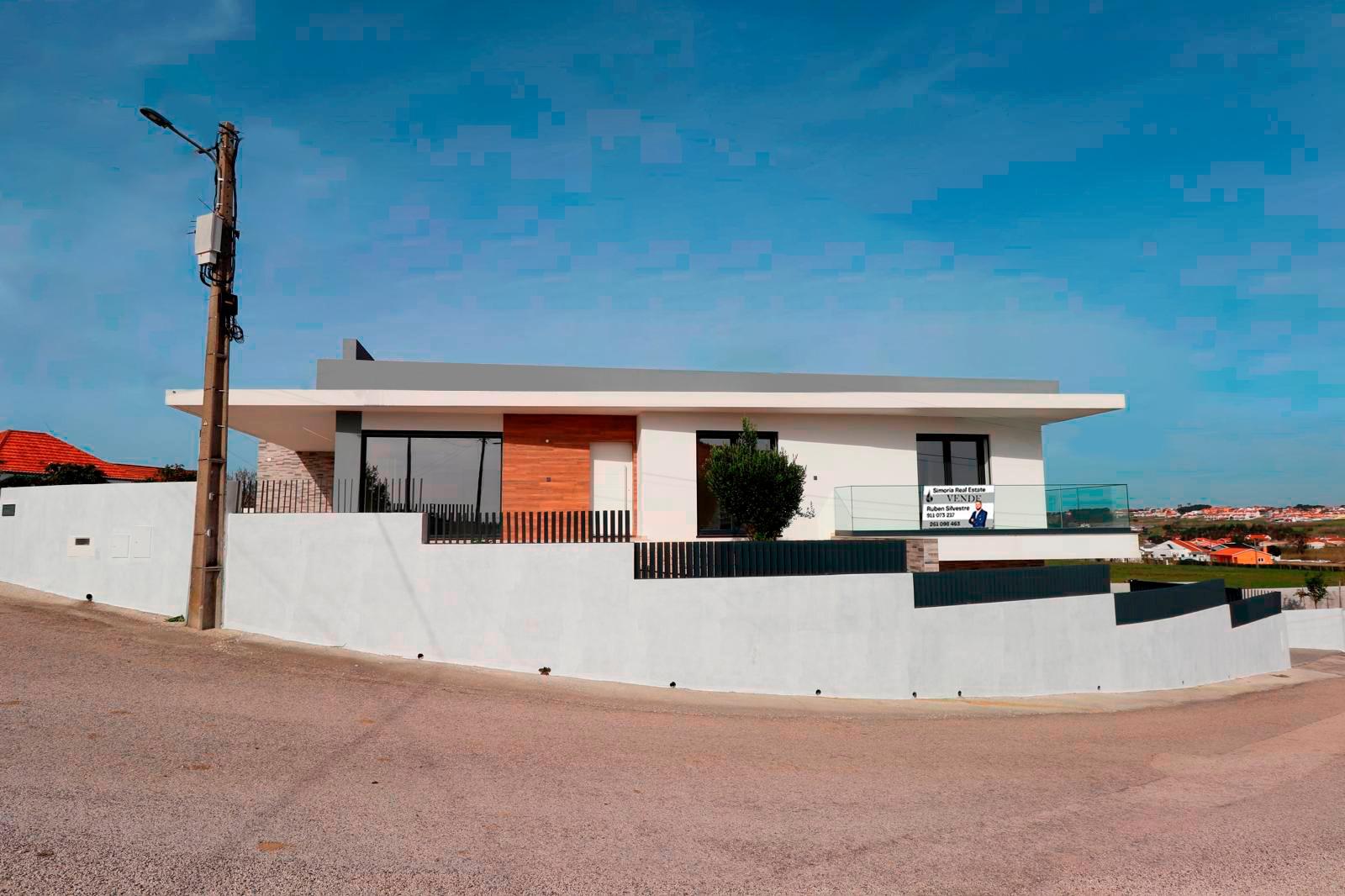 Moradia T4 NOVA - Silveira