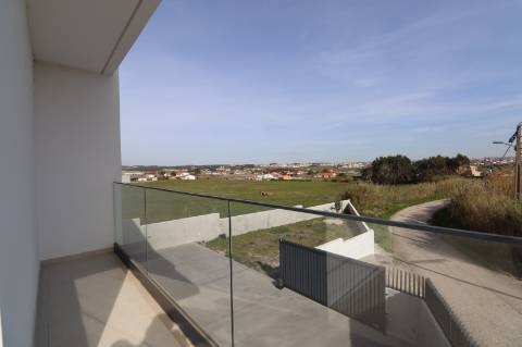 Moradia T4 NOVA - Silveira