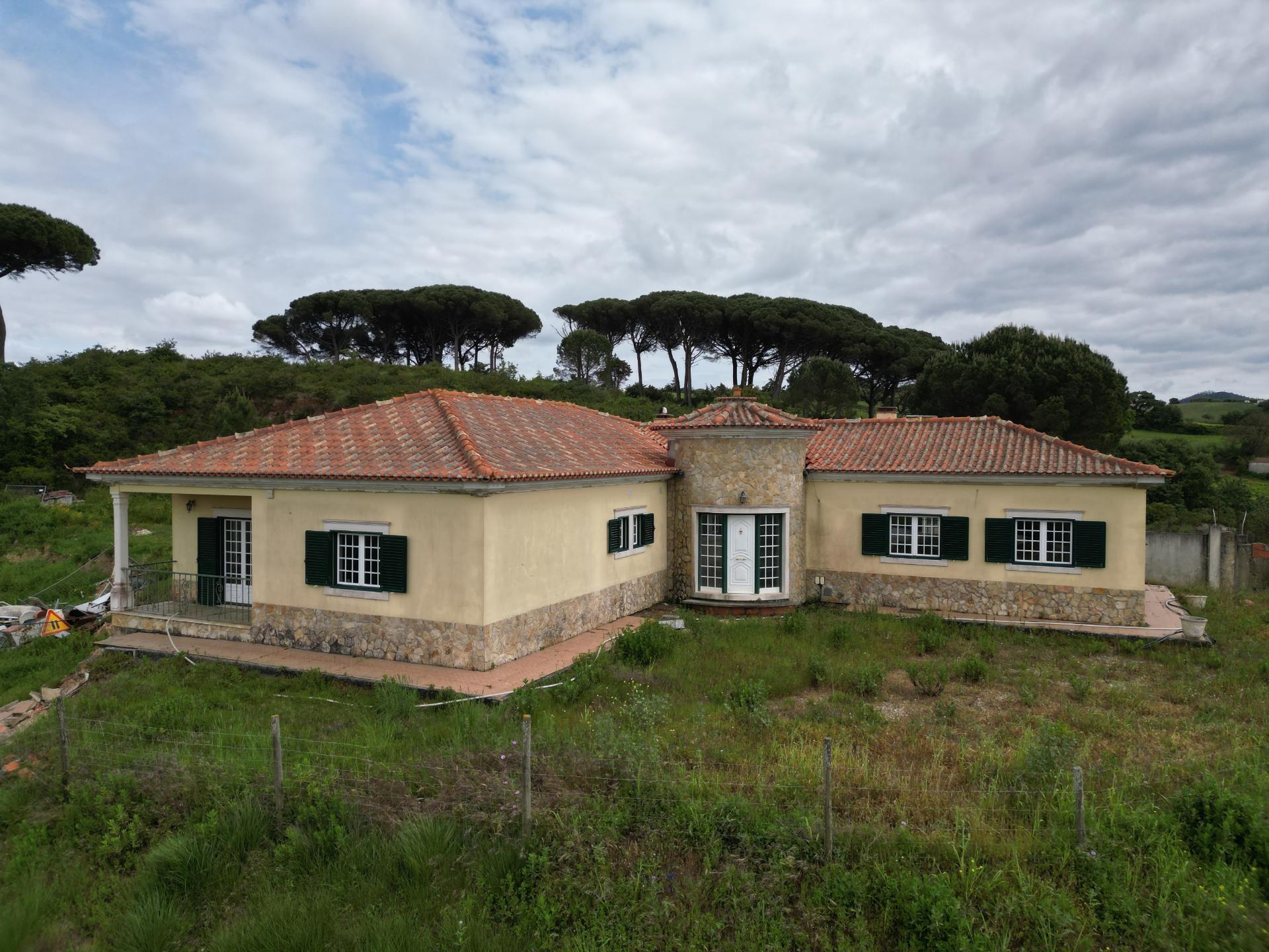 Moradia T4 + 6320m2 - Vila Franca do Rosário