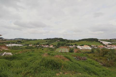 Moradia T4 + 6320m2 - Vila Franca do Rosário