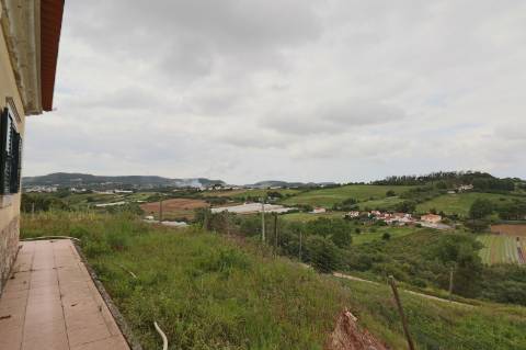 Moradia T4 + 6320m2 - Vila Franca do Rosário