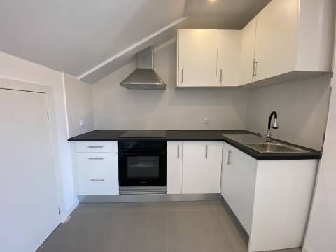 APARTAMENTO T1 REMODELADO - ALBERGARIA-A-VELHA, AVEIRO