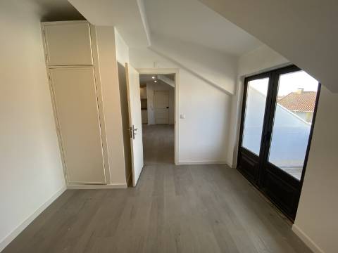 APARTAMENTO T1 REMODELADO - ALBERGARIA-A-VELHA, AVEIRO