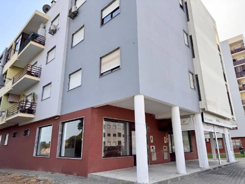 Loja para Arrendamento- Setúbal