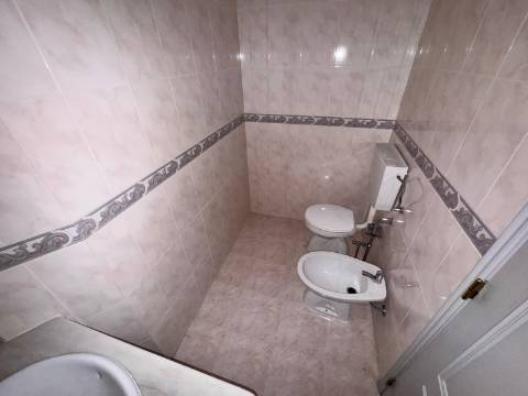 Loja para Arrendamento- Setúbal