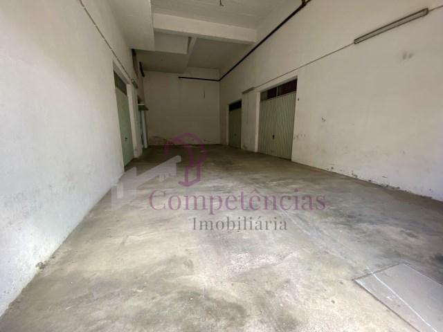 GARAGEM - SÃO FRANCISCO XAVIER, SETÚBAL