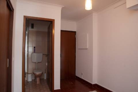 Apartamento T4 - Setúbal