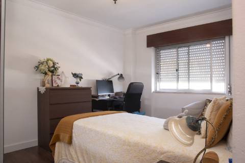 Apartamento T4 - Setúbal