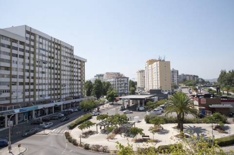 Apartamento T4 - Setúbal