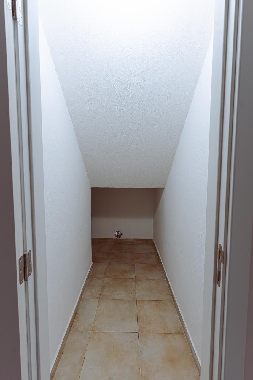 MORADIA T3 REMODELADA C/ GARAGEM | ESTRADA DAS MACHADAS